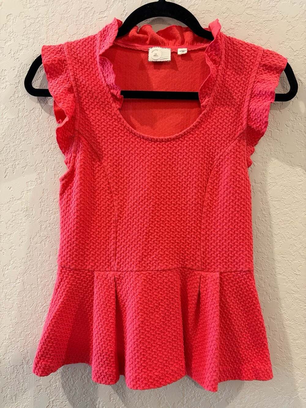 Anthropologie Postmark Textured Coral Ruffled Peplum Top